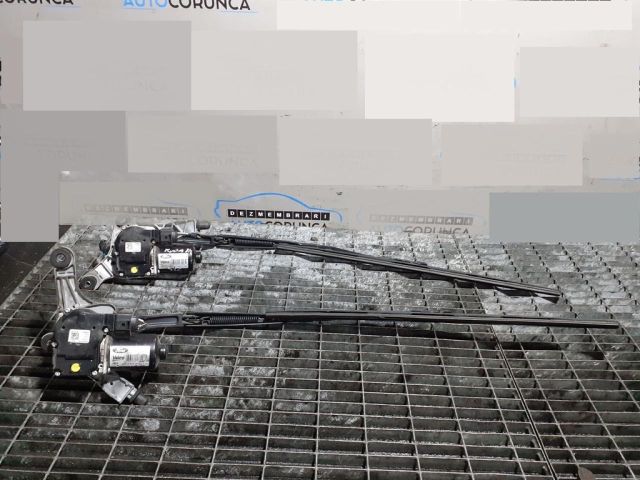 bontott FORD KUGA Első Ablaktörlő Szerkezet Motorral