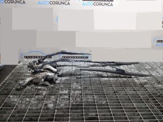 bontott FORD KUGA Első Ablaktörlő Szerkezet Motorral