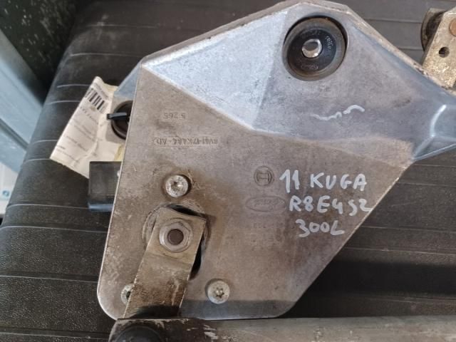 bontott FORD KUGA Első Ablaktörlő Szerkezet