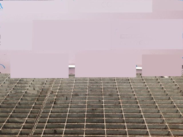 bontott FORD KUGA Első Lökhárító Díszléc