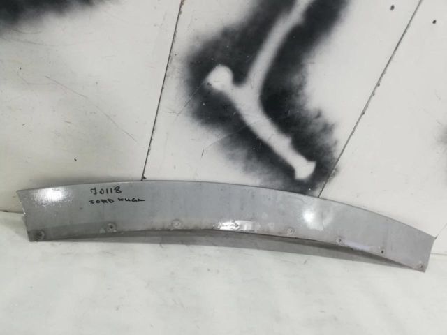 bontott FORD KUGA Első Lökhárító Légterelő