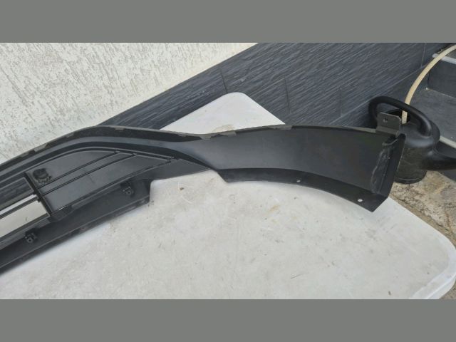 bontott FORD KUGA Első Lökhárító Légterelő