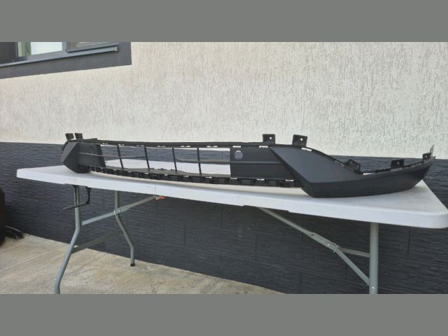 bontott FORD KUGA Első Lökhárító Légterelő