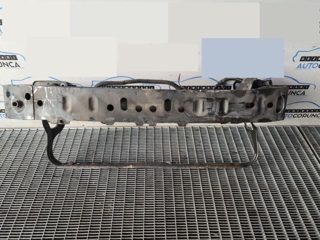 bontott FORD KUGA Első Lökhárító Merevítő (Fém)