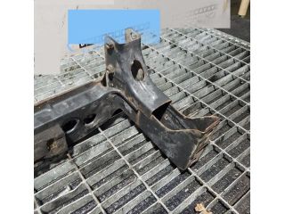 bontott FORD KUGA Első Lökhárító Merevítő (Fém)