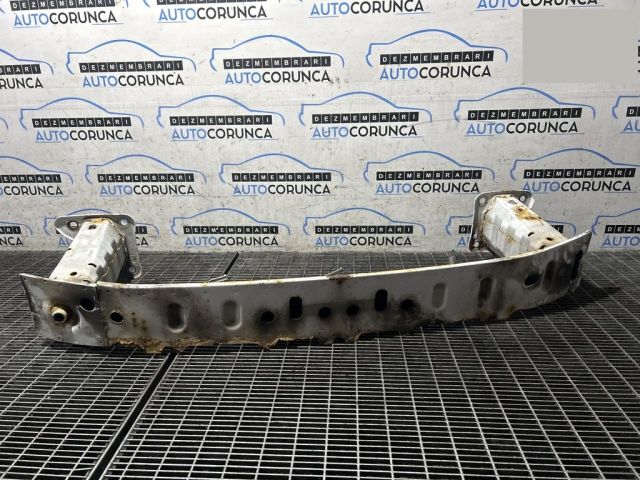 bontott FORD KUGA Első Lökhárító Merevítő (Fém)