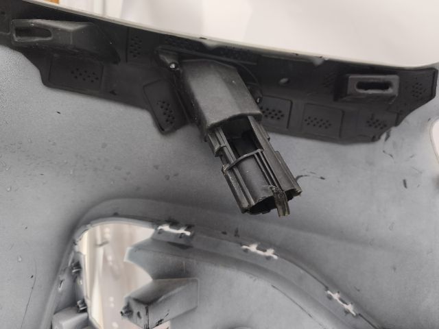 bontott FORD KUGA Első Lökhárító (Részeivel)