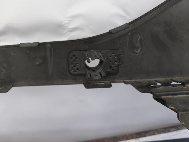 bontott FORD KUGA Első Lökhárító (Részeivel)