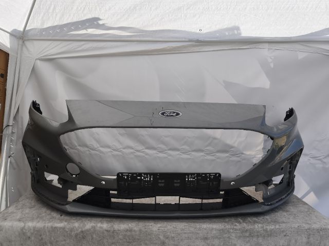 bontott FORD KUGA Első Lökhárító (Részeivel)