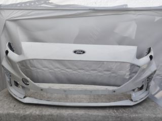 bontott FORD KUGA Első Lökhárító (Részeivel)