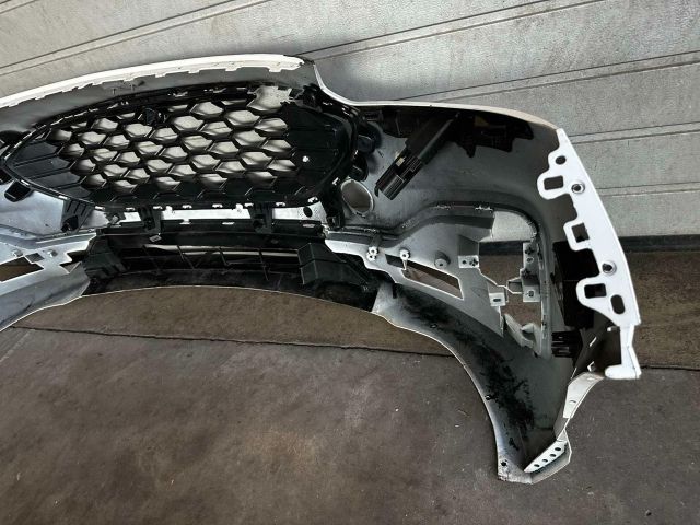 bontott FORD KUGA Első Lökhárító (Üresen)