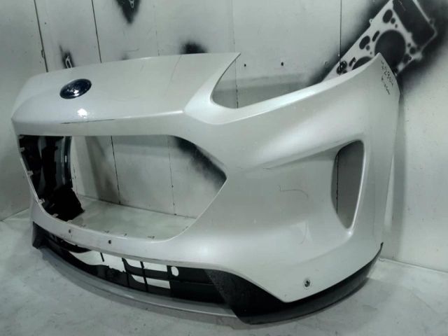 bontott FORD KUGA Első Lökhárító (Üresen)