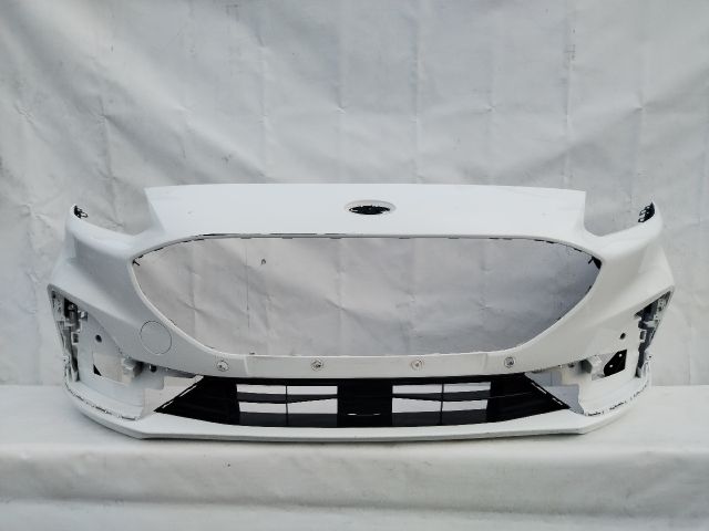 bontott FORD KUGA Első Lökhárító (Üresen)