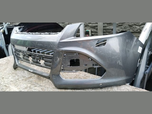 bontott FORD KUGA Első Lökhárító (Üresen)