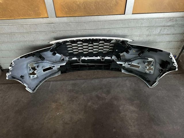 bontott FORD KUGA Első Lökhárító (Üresen)