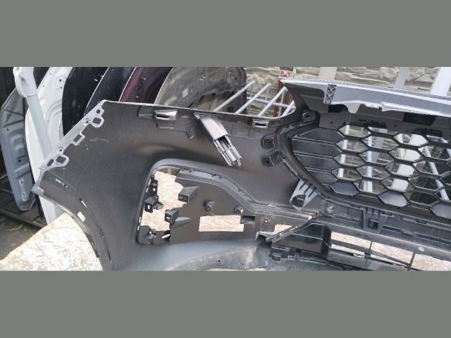 bontott FORD KUGA Első Lökhárító (Üresen)