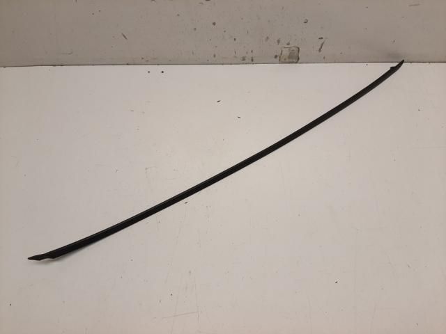 bontott FORD KUGA Első Szélvédő Bal Díszléc