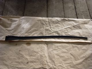 bontott FORD KUGA Első Szélvédő Jobb Díszléc