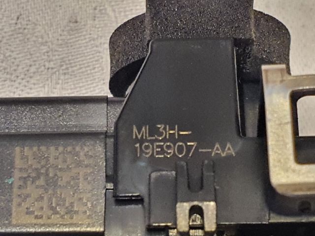 bontott FORD KUGA Fényérzékelő