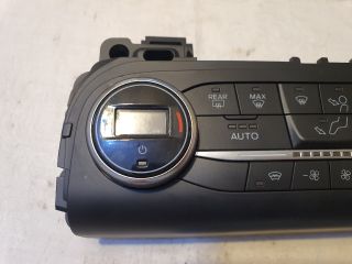 bontott FORD KUGA Fűtéskapcsoló (digit klímás)