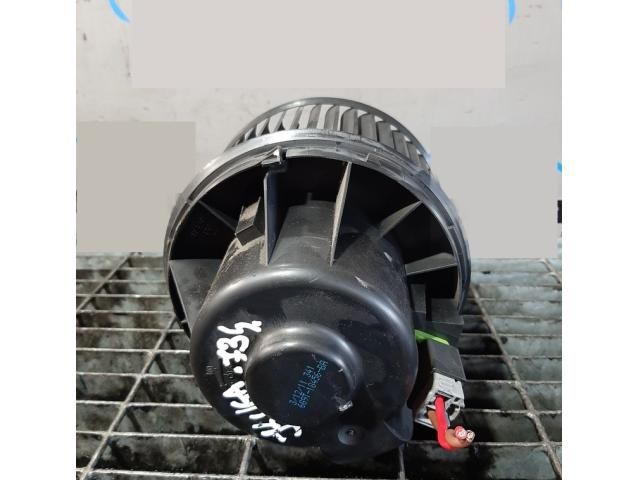 bontott FORD KUGA Fűtőmotor (Klímás)