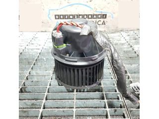 bontott FORD KUGA Fűtőmotor (Klímás)