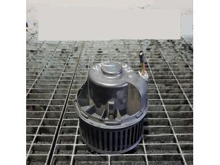 bontott FORD KUGA Fűtőmotor (Klímás)