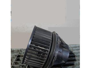 bontott FORD KUGA Fűtőmotor (Klímás)