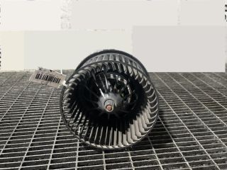 bontott FORD KUGA Fűtőmotor (Klímás)