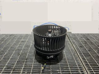 bontott FORD KUGA Fűtőmotor (Klímás)