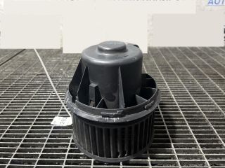 bontott FORD KUGA Fűtőmotor (Klímás)