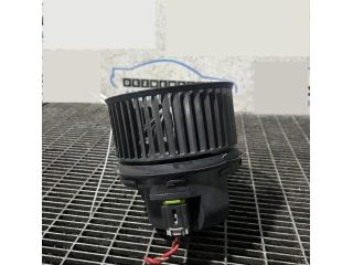 bontott FORD KUGA Fűtőmotor (Klímás)