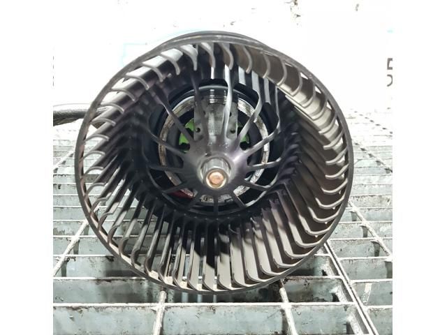 bontott FORD KUGA Fűtőmotor (Klímás)