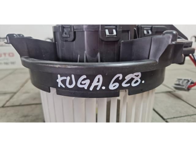 bontott FORD KUGA Fűtőmotor (Klímás)