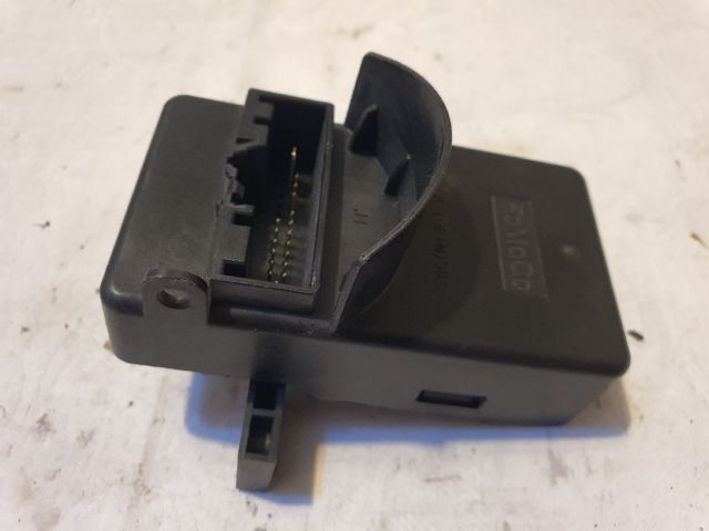 bontott FORD KUGA Gateway Elektronika