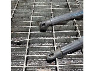 bontott FORD KUGA Gázrugós Kitámasztó Teleszkóp Csomagtérajtó (Pozíciófüggetlen)