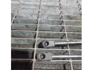 bontott FORD KUGA Gázrugós Kitámasztó Teleszkóp Csomagtérajtó (Pozíciófüggetlen)