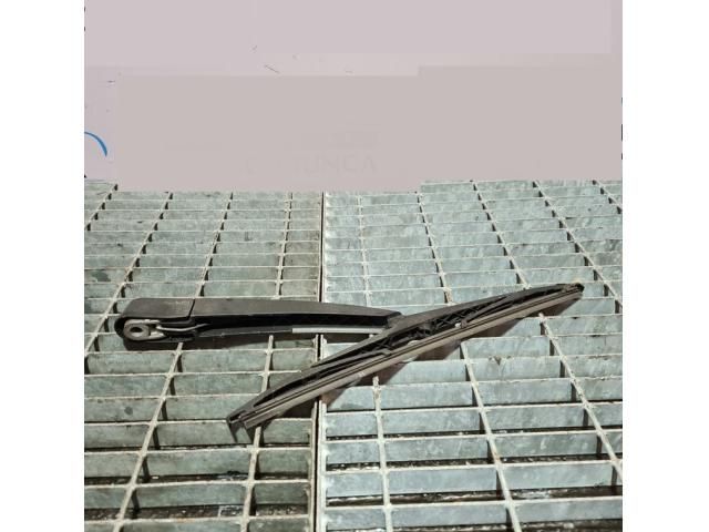 bontott FORD KUGA Hátsó Ablaktörlő Kar