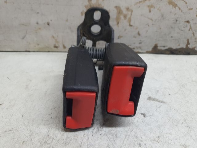 bontott FORD KUGA Hátsó középső Biztonsági Öv Csat