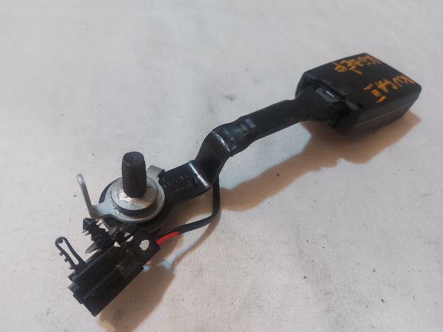 bontott FORD KUGA Hátsó középső Biztonsági Öv Csat