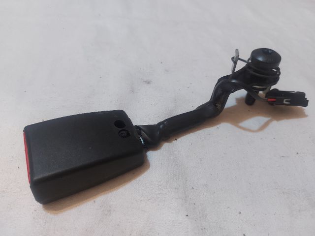 bontott FORD KUGA Hátsó középső Biztonsági Öv Csat