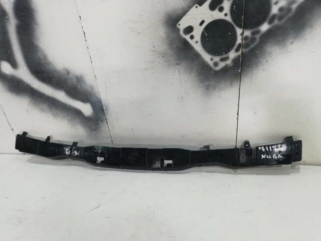 bontott FORD KUGA Hátsó középső Lökhárító Tartó (Műanyag)