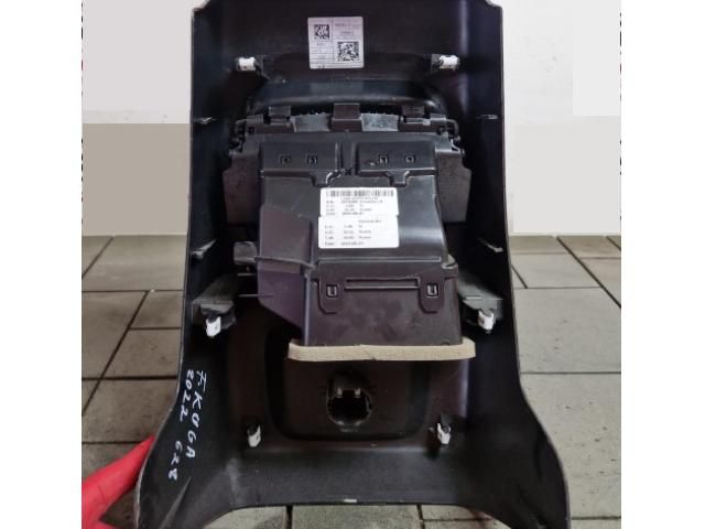 bontott FORD KUGA Hátsó középső Szellőző