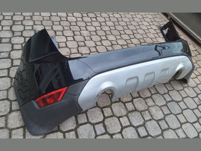 bontott FORD KUGA Hátsó Lökhárító (Részeivel)