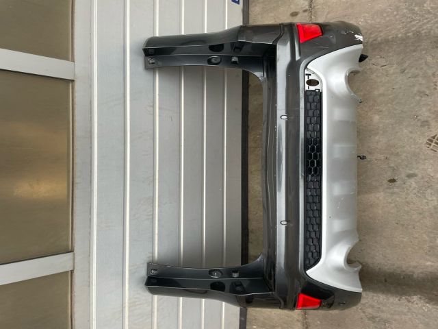 bontott FORD KUGA Hátsó Lökhárító (Részeivel)