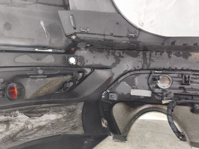 bontott FORD KUGA Hátsó Lökhárító (Részeivel)