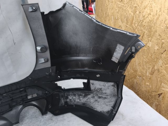 bontott FORD KUGA Hátsó Lökhárító (Részeivel)