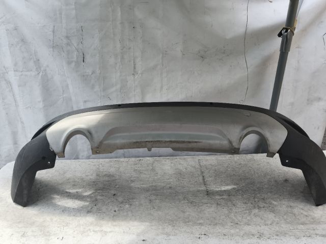 bontott FORD KUGA Hátsó Lökhárító (Részeivel)