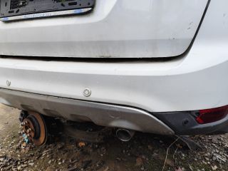 bontott FORD KUGA Hátsó Lökhárító (Részeivel)
