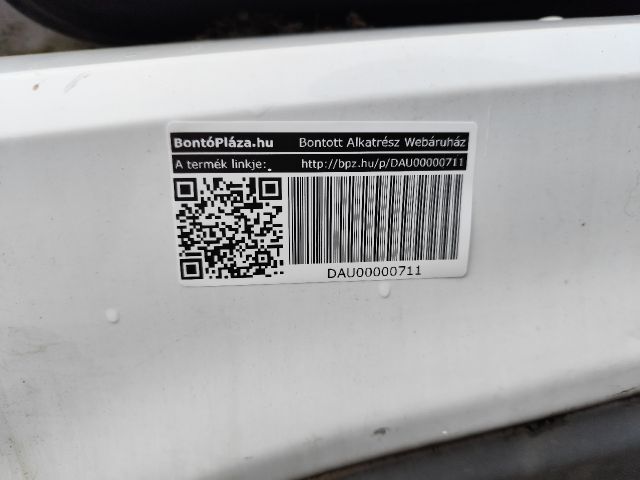 bontott FORD KUGA Hátsó Lökhárító (Részeivel)